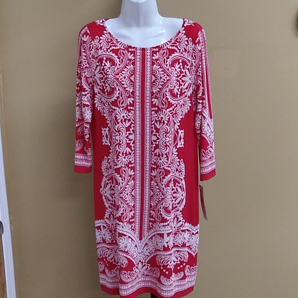 Dress - Picture 14 of 16